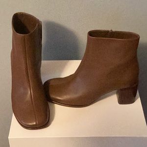 Vince Maggie Leather Boot Sz. 8 “Coffee”